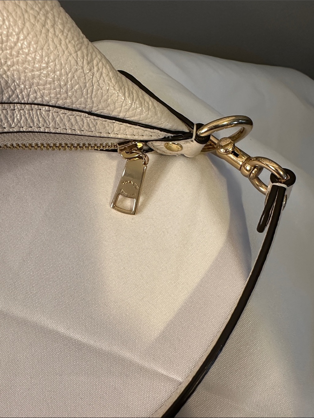 Coach Pebbled Leather Shoulder Bag in Cream and Gold - Picture 10 of 12